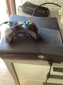 Xbox 360 slim 250gb Pad e 18 giochi