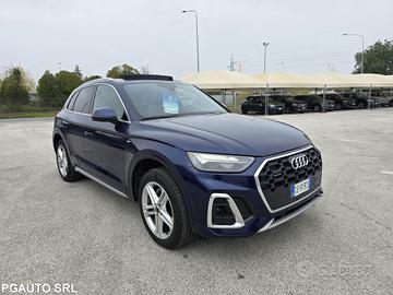 AUDI Q5 40 2.0 tdi mhev 12V S line Plus quattro