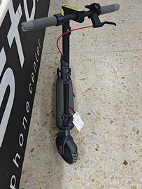 Monopattino Xiaomi 4