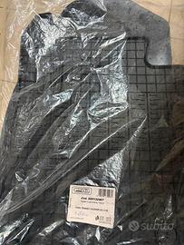 Tappeto ingomma x Ford transit courier 2023 in ava