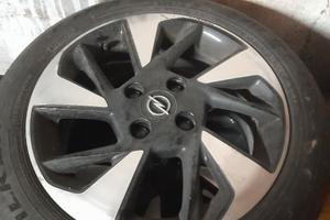 Cerchi da 16 pollici 4x108 in lega e gomme.