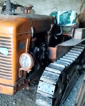 Trattore cingolato FIAT 25 C5