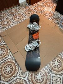 Tavola da snowboard salomon + attacchi