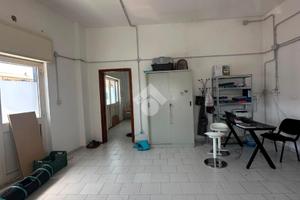 LABORATORIO A MELITO DI NAPOLI