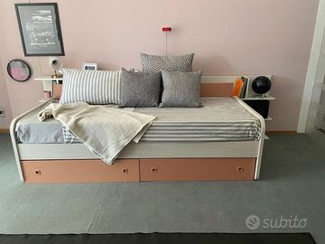 Letto singolo  con cassettoni