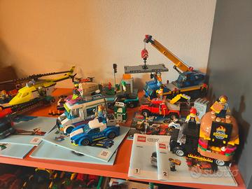 Dieci set Lego city