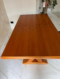 Tavolo da cucina color ciliegio