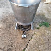 Caldaia inox con basamento e fornellone