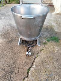 Caldaia inox con basamento e fornellone