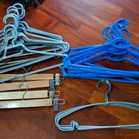 Grucce (appendiabiti) assortiti