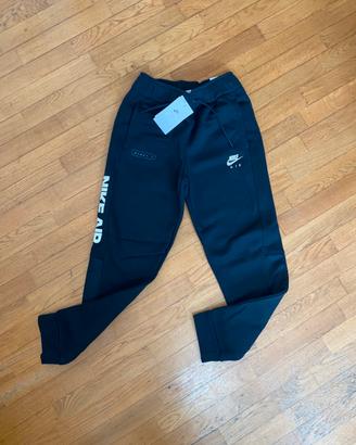 pantaloni nike air