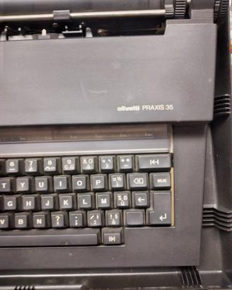 Macchina da scrivere Olivetti Praxis 35 complete c