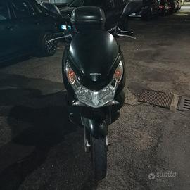 PCX 125