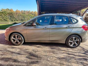 BMW serie 2 active tourer  218 benzina