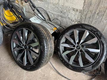Cerchi audi A4 2020 da 18 bicolore