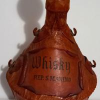 Bottiglia whisky rivestita di cuoio,F.lli Berardi