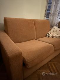 Divano letto arancione a due posti