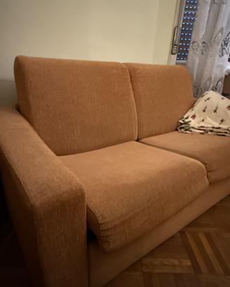 Divano letto arancione a due posti