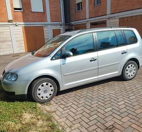 Volkswagen Touran monovolume diesel usata