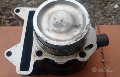 Ricambi Piaggio 300 e Yamaha 250