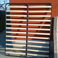 Rete matrimoniale a doghe in legno 