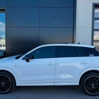 Audi Q2 S-Line Edition Identity Black