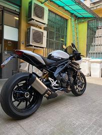 Triumph speed triple 1200rr
