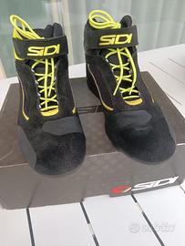 Stivaletti bassi da moto Sidi