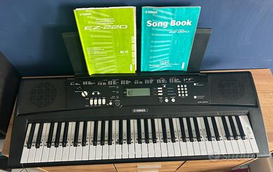 Tastiera Yamaha EZ 220