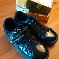 Sneakers Solo Soprano con strappo e glitter