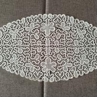 Tris di centrini antichi in pizzo di Cantù