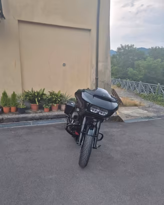 Harley Davidson Road Glide CVO 131