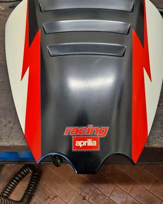 accessori moto unghia monoposto aprilia rsv r