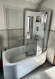 Vasca da bagno con box doccia