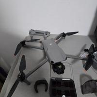 Drone DJI Air 3 + accessori.
