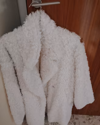 pelliccia a cappotto  taglia xs da ragazza