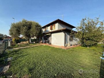 VILLA SINGOLA A DELLO