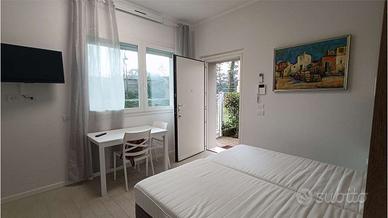 Via Cantù- Monolocale arredato