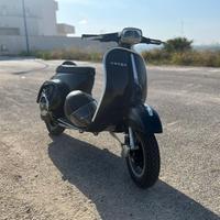 Splendida Vespa 50 Special