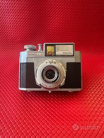 Macchina foto + flash Vintage