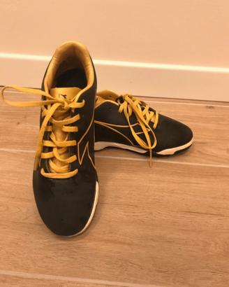Scarpe da calcio taglia 36 diadora