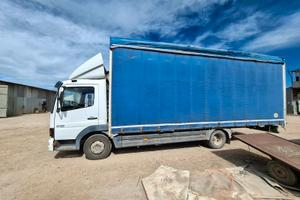 Mercedes Atego 818