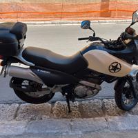 Suzuki Freewind 650 del 98