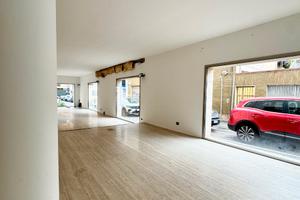 Ampio locale commerciale in posizione strategica