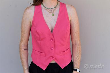 Gilet sartoriale fucsia scollo a V con bottoni