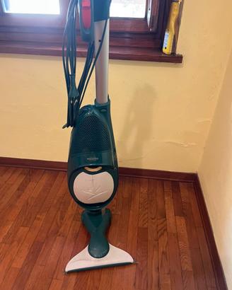 Aspirapolvere folletto e lavapavimenti