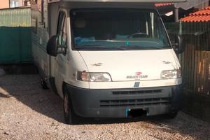 Camper mansardato