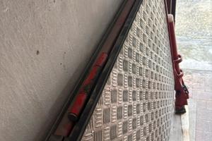 Pedana i alluminio per veicoli commerciali