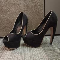 Scarpe Sandali Décolleté spuntate scamosciate nere