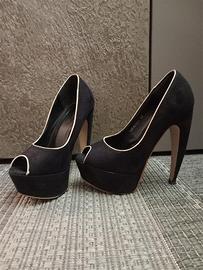 Scarpe Sandali Décolleté spuntate scamosciate nere